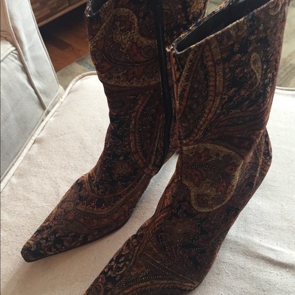 Predictions Shoes - Women mid calf boot by Predictions